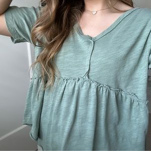 American Eagle Oversized Ruffle Tee